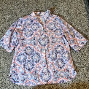 Chico's No Iron Geometric Print Button Down Shirt Womens Size 1 (M)